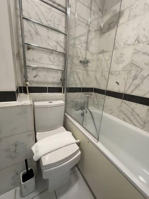 Beautiful Haven,Tower Bridge Rd Apartment London Bagian luar foto
